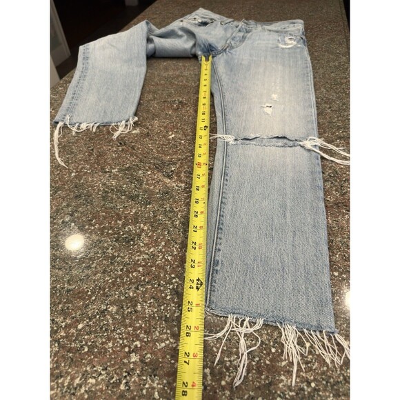 Levi’s Premium 501 S straigh Jean in Light Wash Size 26 Rip & Distress raw hem - Picture 9 of 14